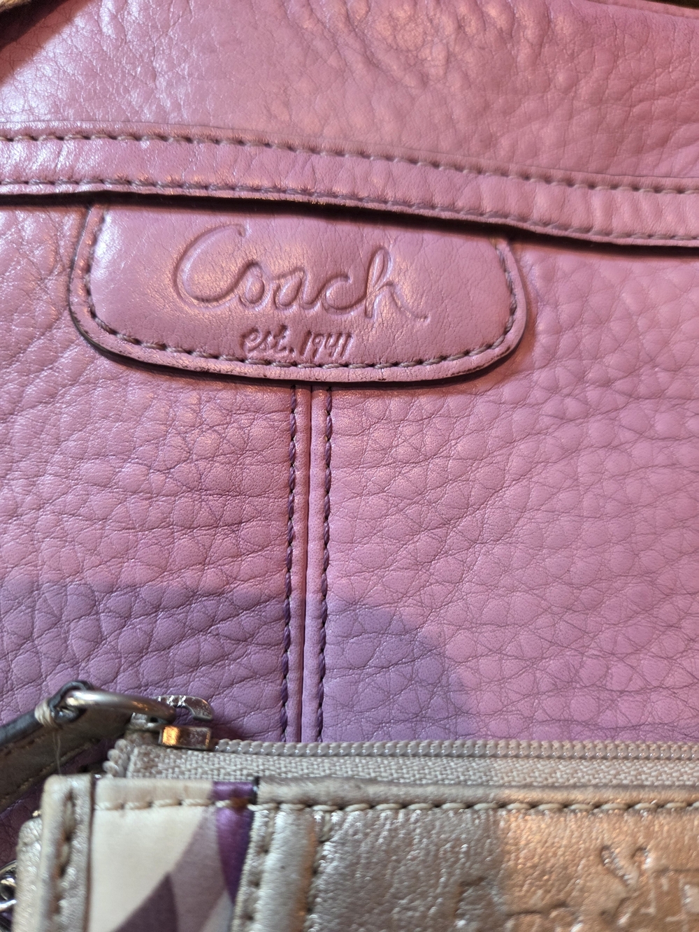 Coach Lavender Crossbody Bag with Signature Wallett - Picture 3 of 10